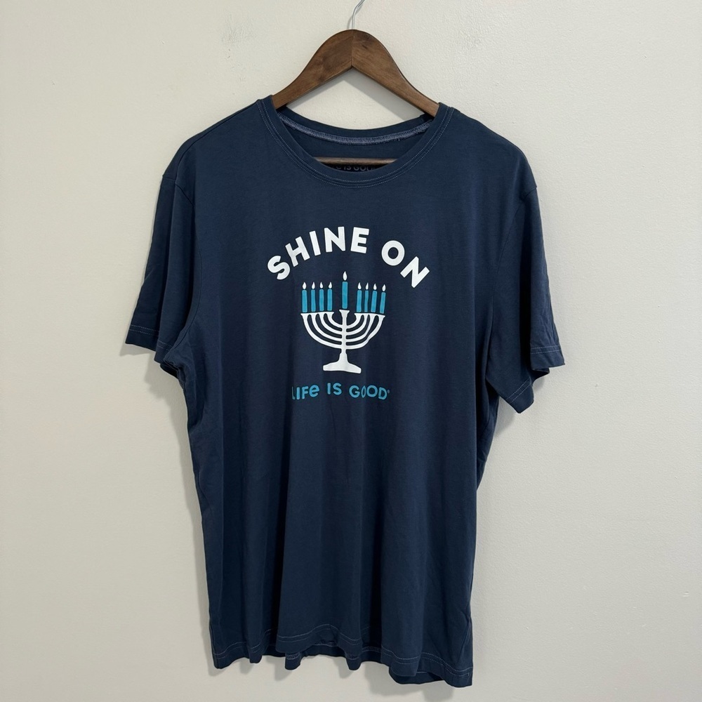 Life Is Good NWT Menorah Shine On Tee